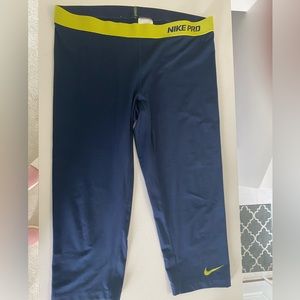 Navy XL Capri by Nike Pro